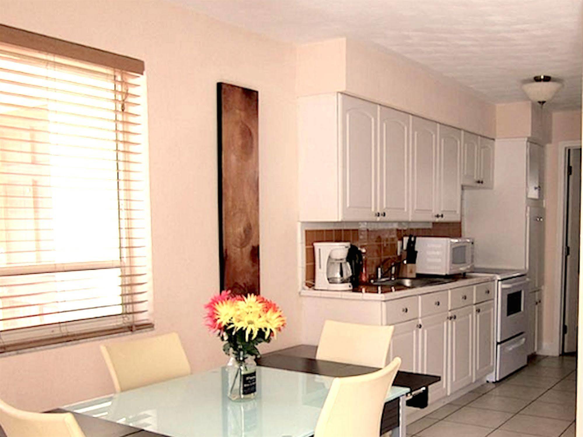 Lauderdale Villas By The Sea Exterior photo